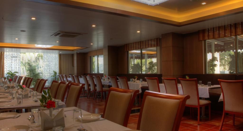 מייזור The Atrium Boutique Hotel מראה חיצוני תמונה