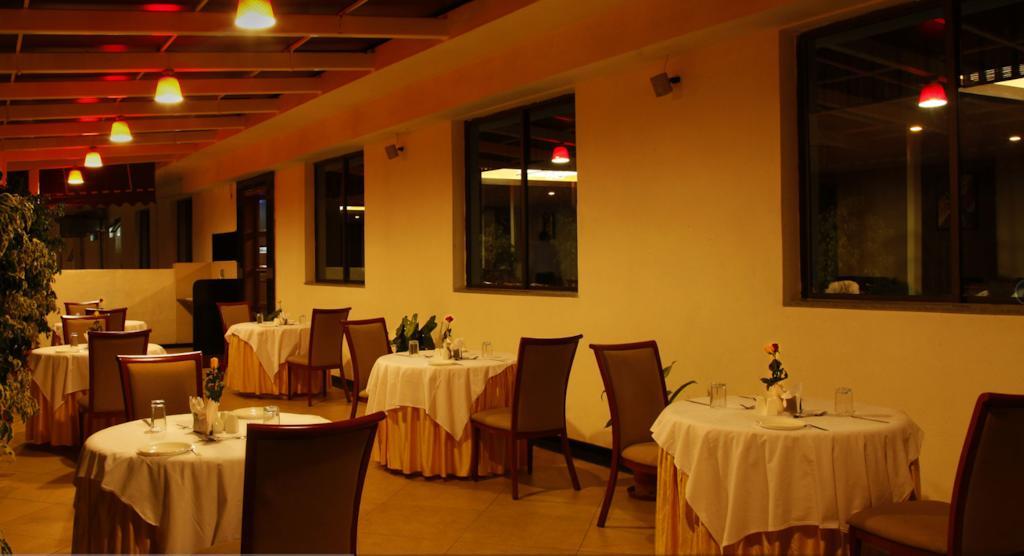 מייזור The Atrium Boutique Hotel מראה חיצוני תמונה