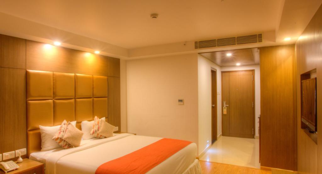 מייזור The Atrium Boutique Hotel חדר תמונה