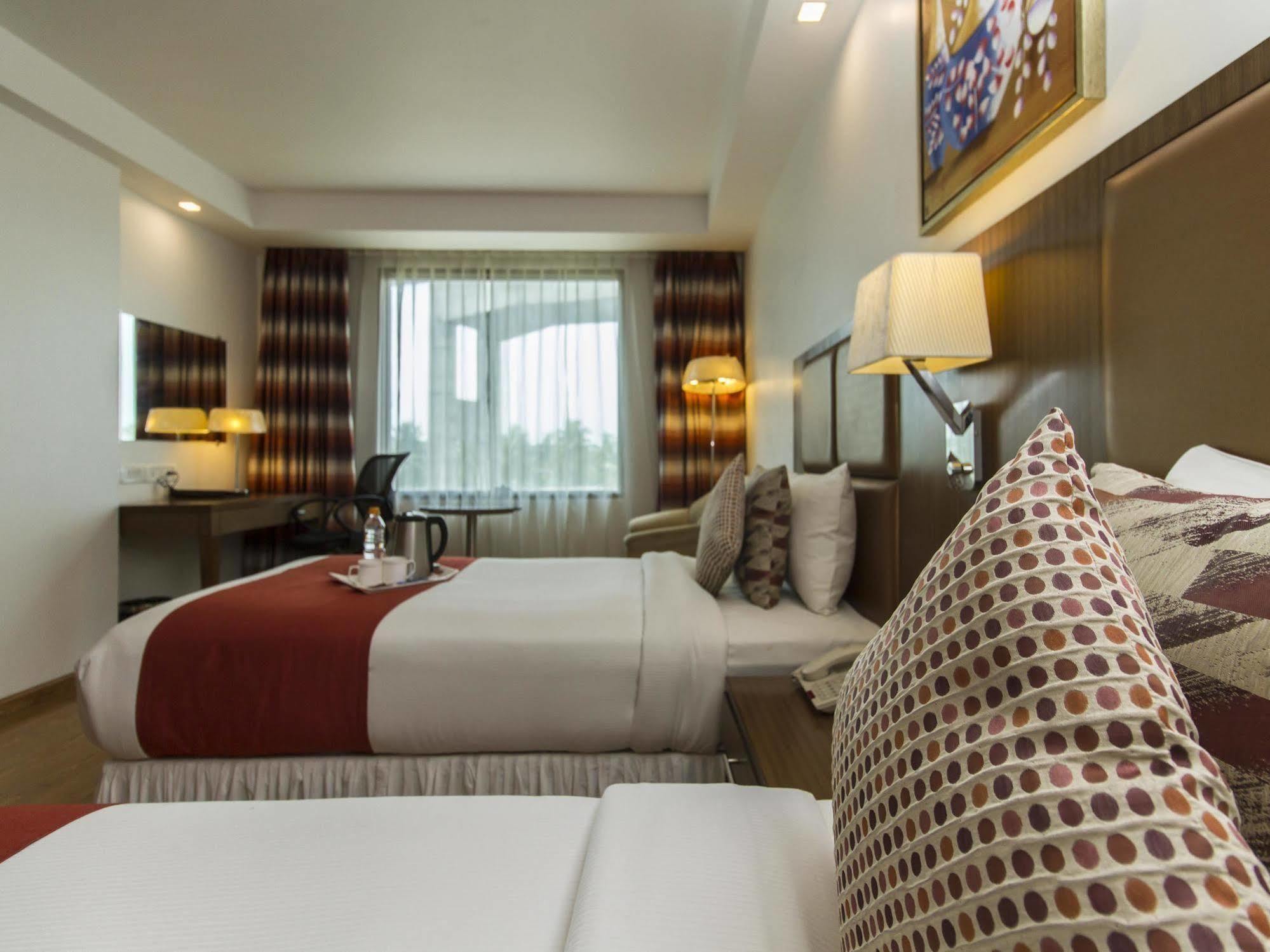 מייזור The Atrium Boutique Hotel מראה חיצוני תמונה